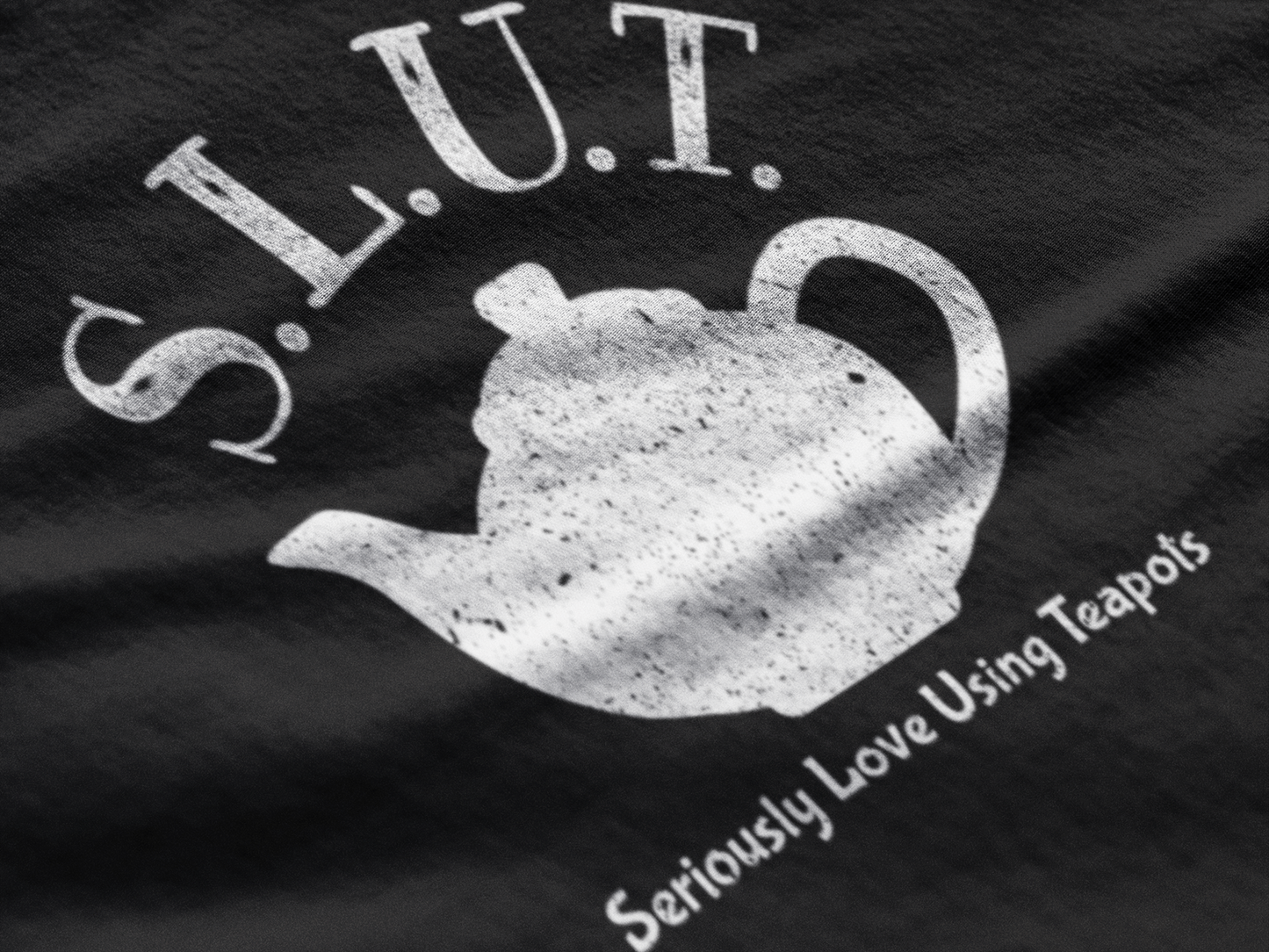 Seriously Love Using Teapots - T-Shirt for Tea Lovers